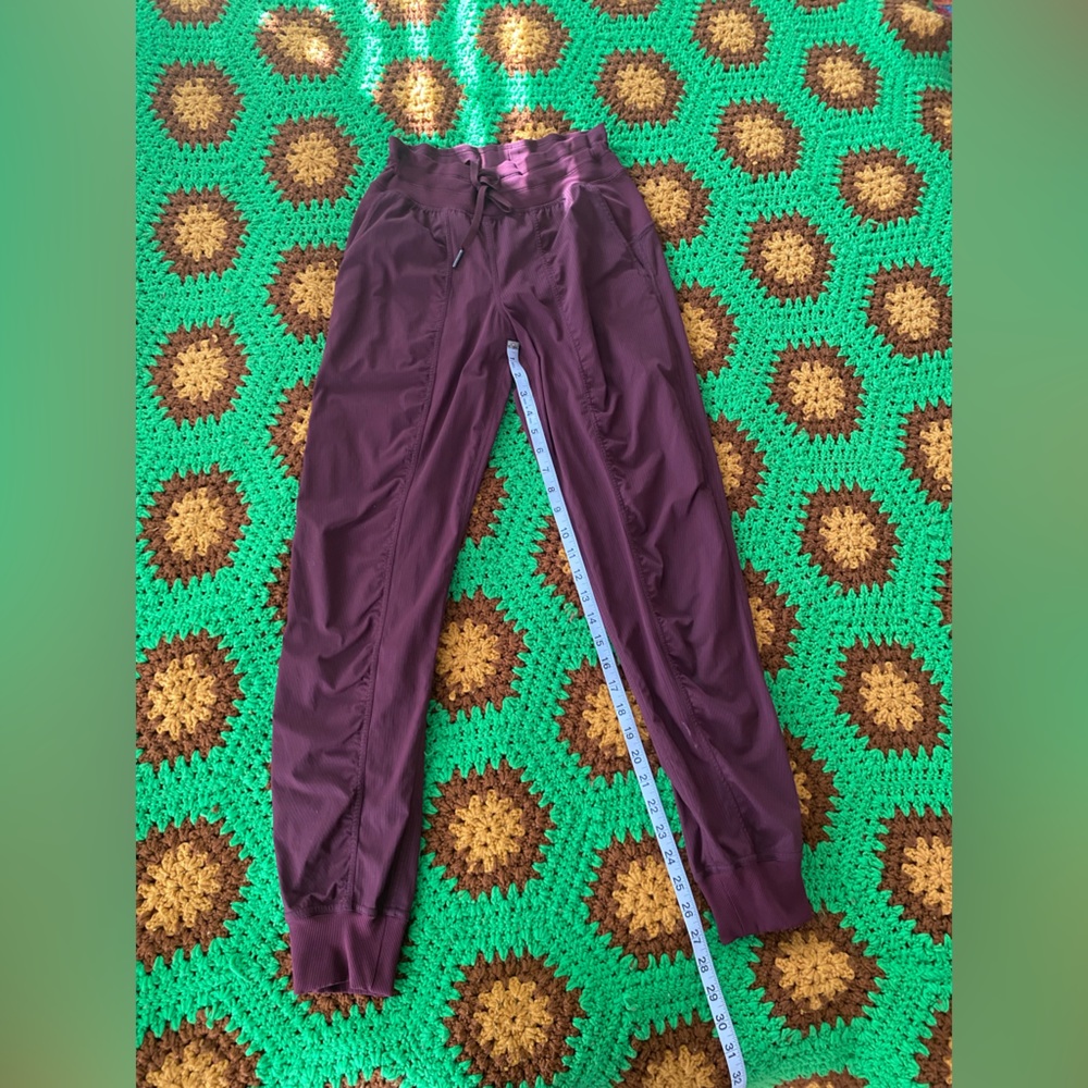 Lululemon joggers